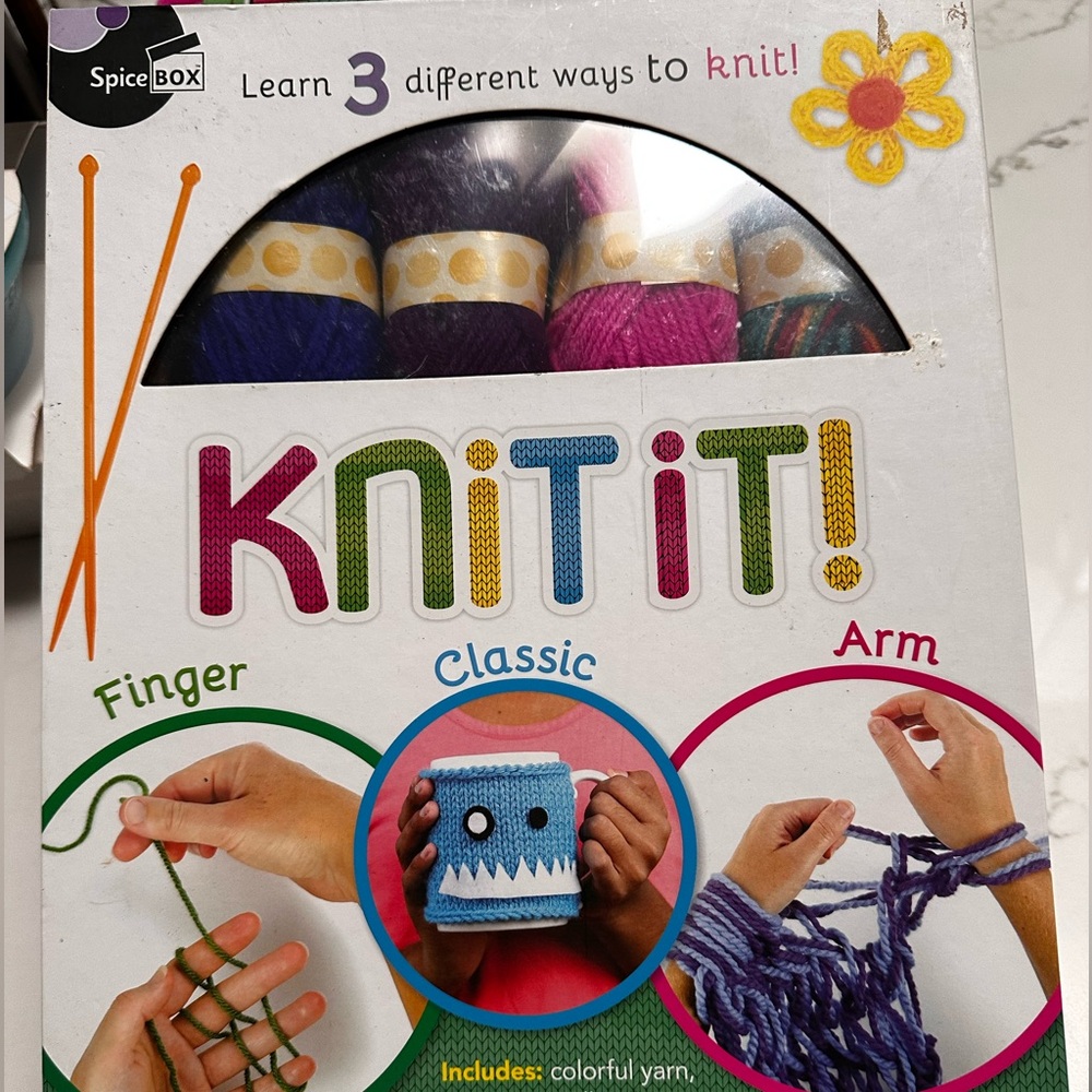 Knit It! Yarn Craft Kit
